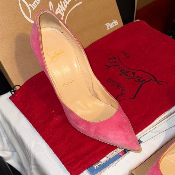 Christian Louboutin Pink Heels with Iconic Red Soles - Picture 4 of 16
